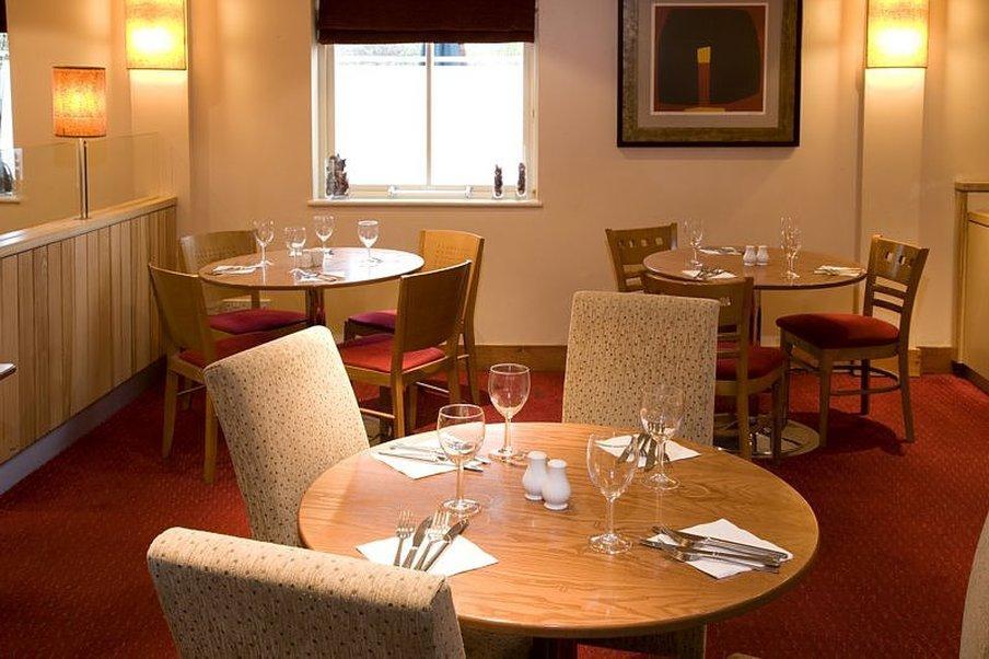 Premier Inn London Heathrow M4/J4 Hillingdon Dış mekan fotoğraf